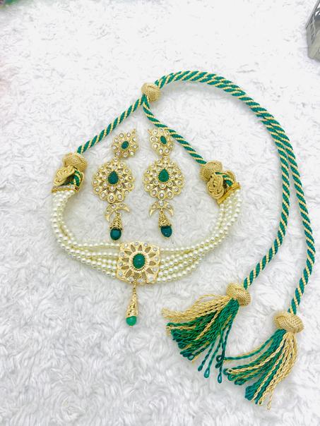 Choker blan vert+boucle