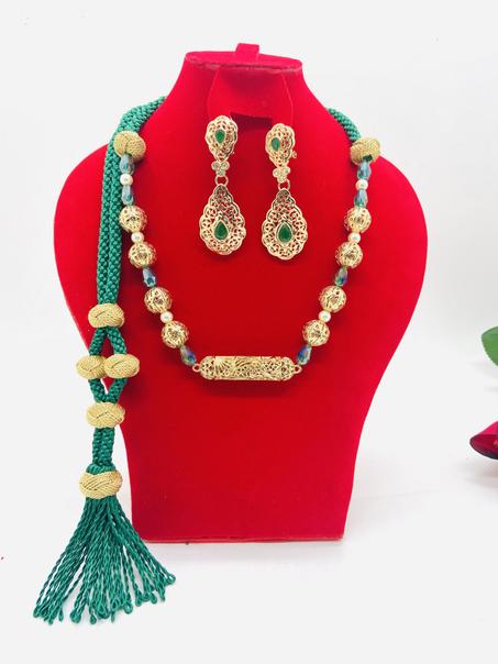 collie 02+boucle d oreille