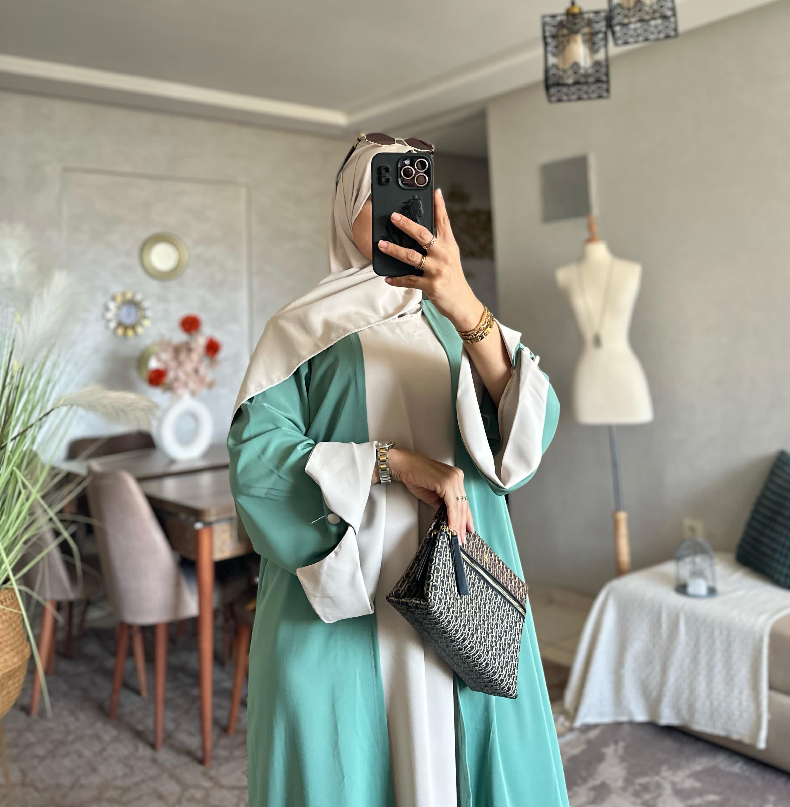 اخضر