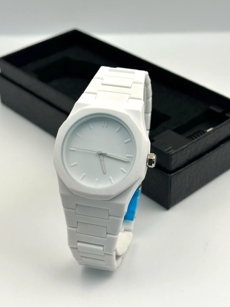 MONTRE ARABIC