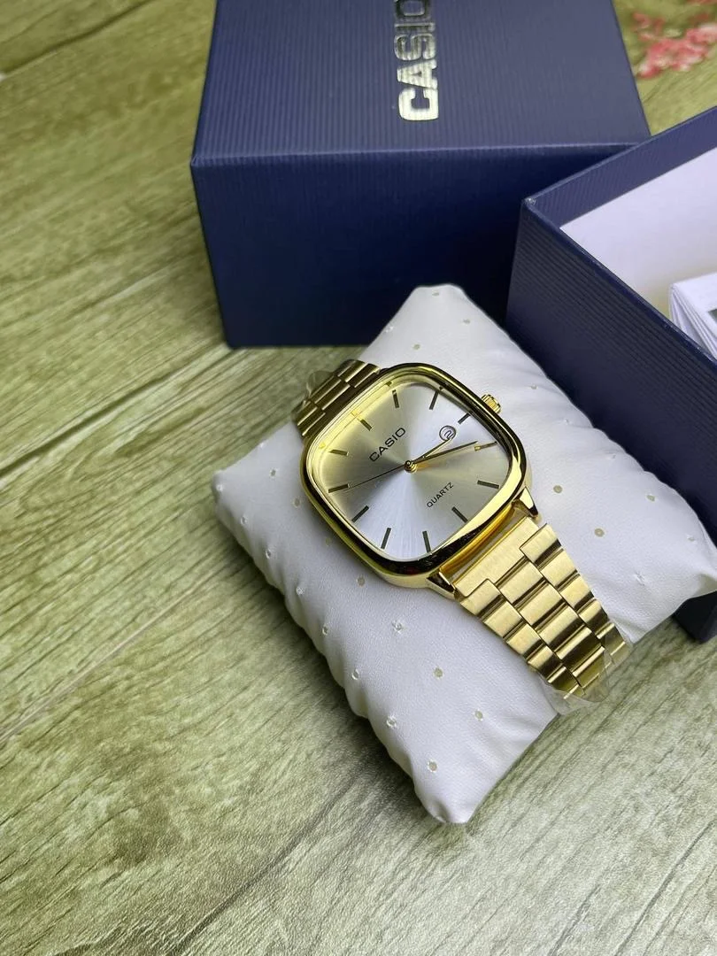 MONTRE CASIO