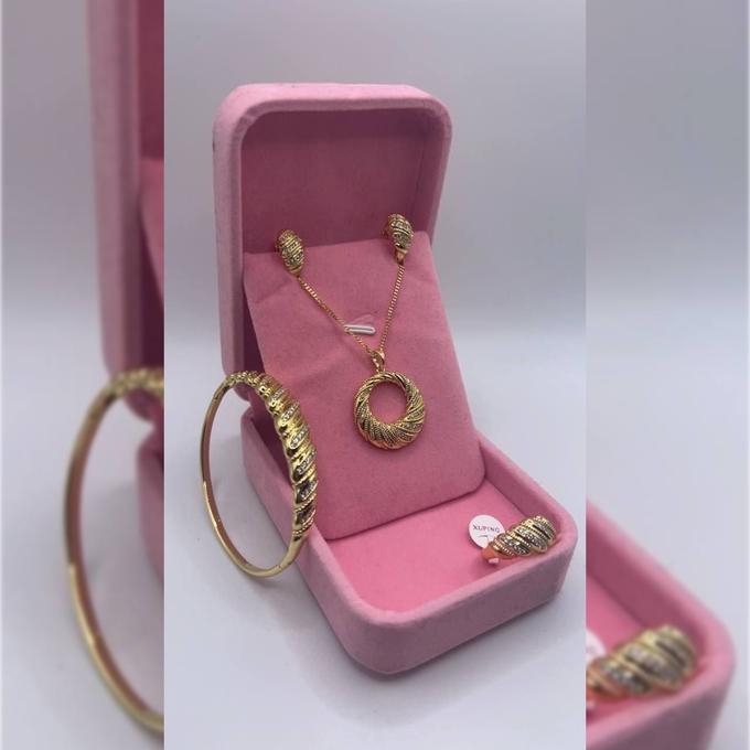stores/9e17f7576fdf95e3385b62dacab7af34/products/bIZtPAbF6ekC6jlwewtLDOSAXGz0QYDDZtzaEImx.jpg