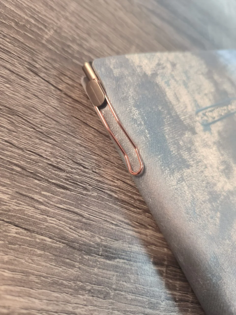 مذكرات  الكلاسيكية بملمس رخامي - مقاس 150*210 ملم (A5).