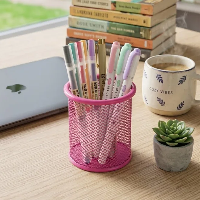 حامل أقلام مكتبي معدني شبكي - ألوان متعددة
