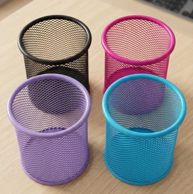 حامل أقلام مكتبي معدني شبكي - ألوان متعددة