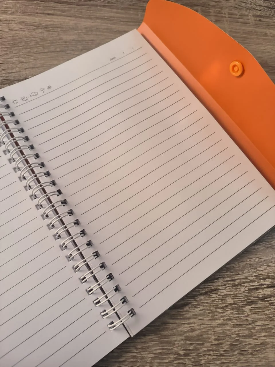 دفتر ملاحظات (نوت بوك) سلك بغطاء بلاستيكي وقفل محكم - ألوان متعددة