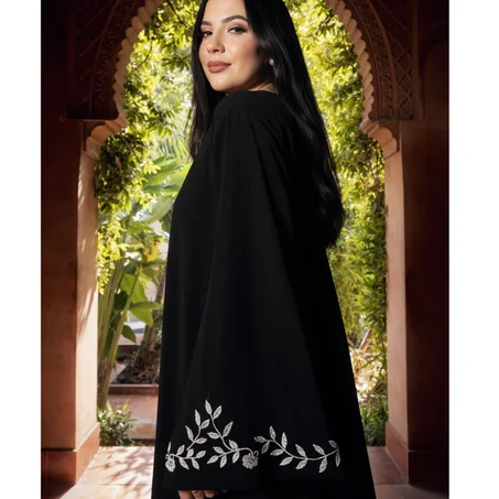 عباءة تسنيم