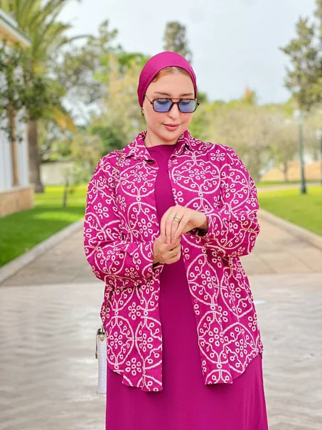 👗 لوك أنيق من قطعتين متناغمتين – باش تباني ديما فالمستوى