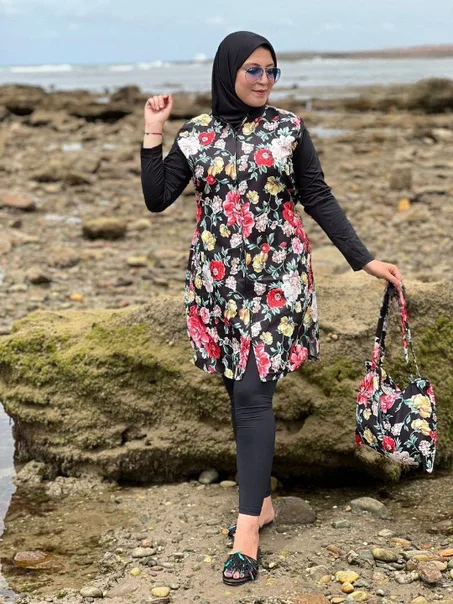 بوركيني للسباحة 2023