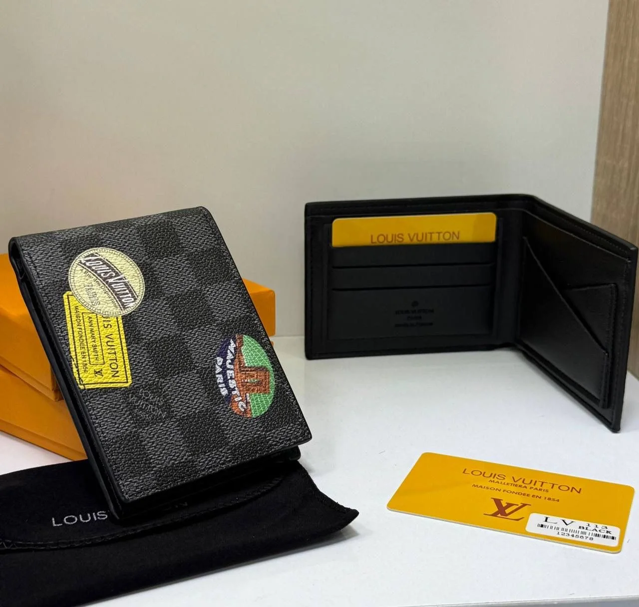 محفظة رجالية فخمة – أناقة وجودة عالية بثمن مناسب