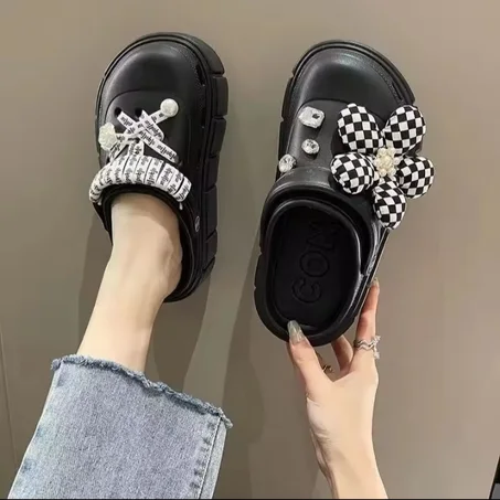نعال نسائية صيفية بكعب عريض أنيق ومريح وعصري