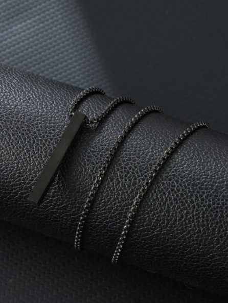 Collier Barre Gravée Verticale