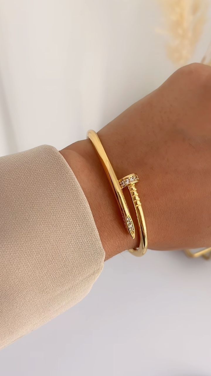 Bracelet Clou Avec pierres 