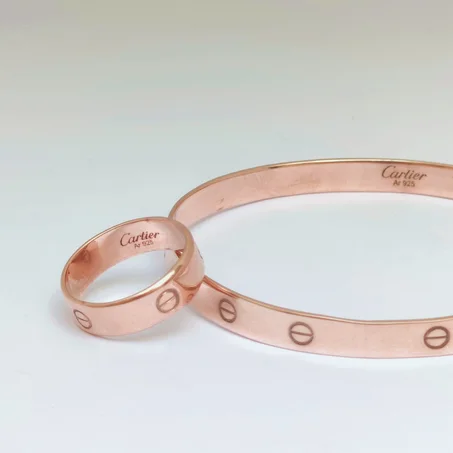 Bracelet et bague cartier