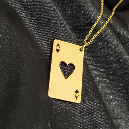 Collier jeu de carte