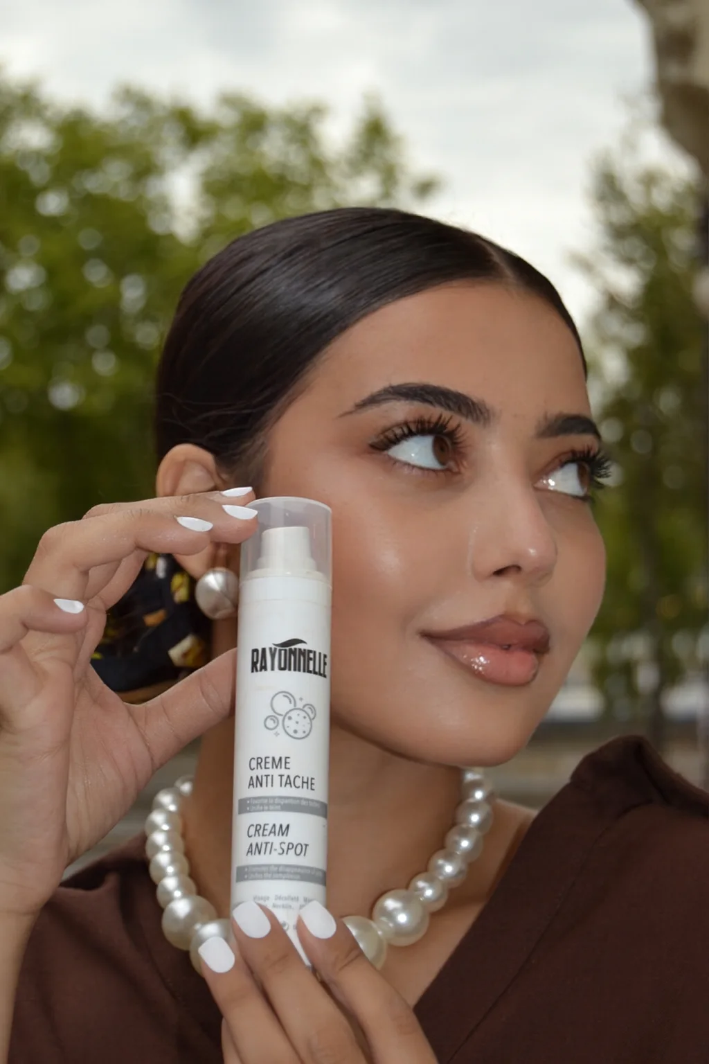 كريم المعجزة قاهر التصبغات و بقع الحبوب و الكلف