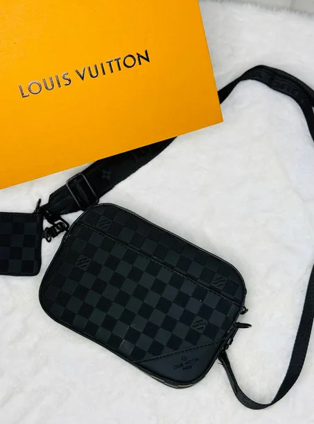 Lu is Vui tton