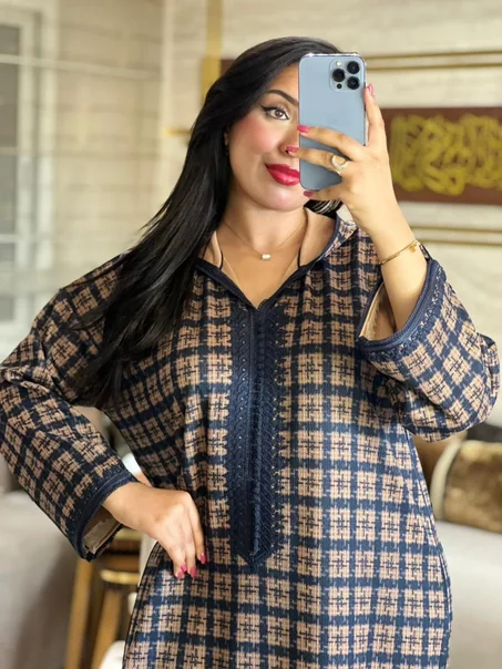 جلابة بنقشة أنيقة – ستايل عصري ولمسة تقليدية