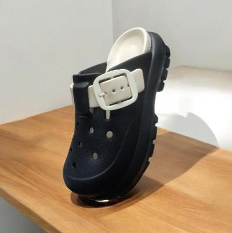 Luxury women   F676 Sandales (Slipper)