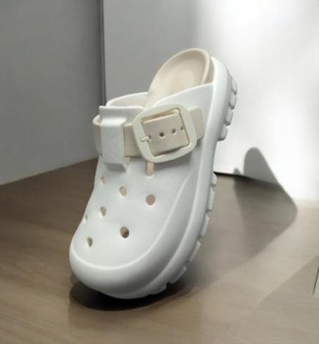 Luxury women   F672 Sandales (Slipper)