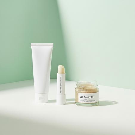 العناية بالفم والشفاه