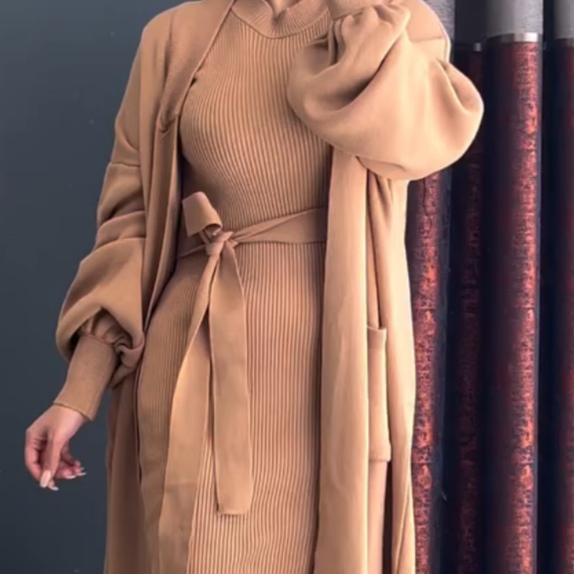 beige foncé