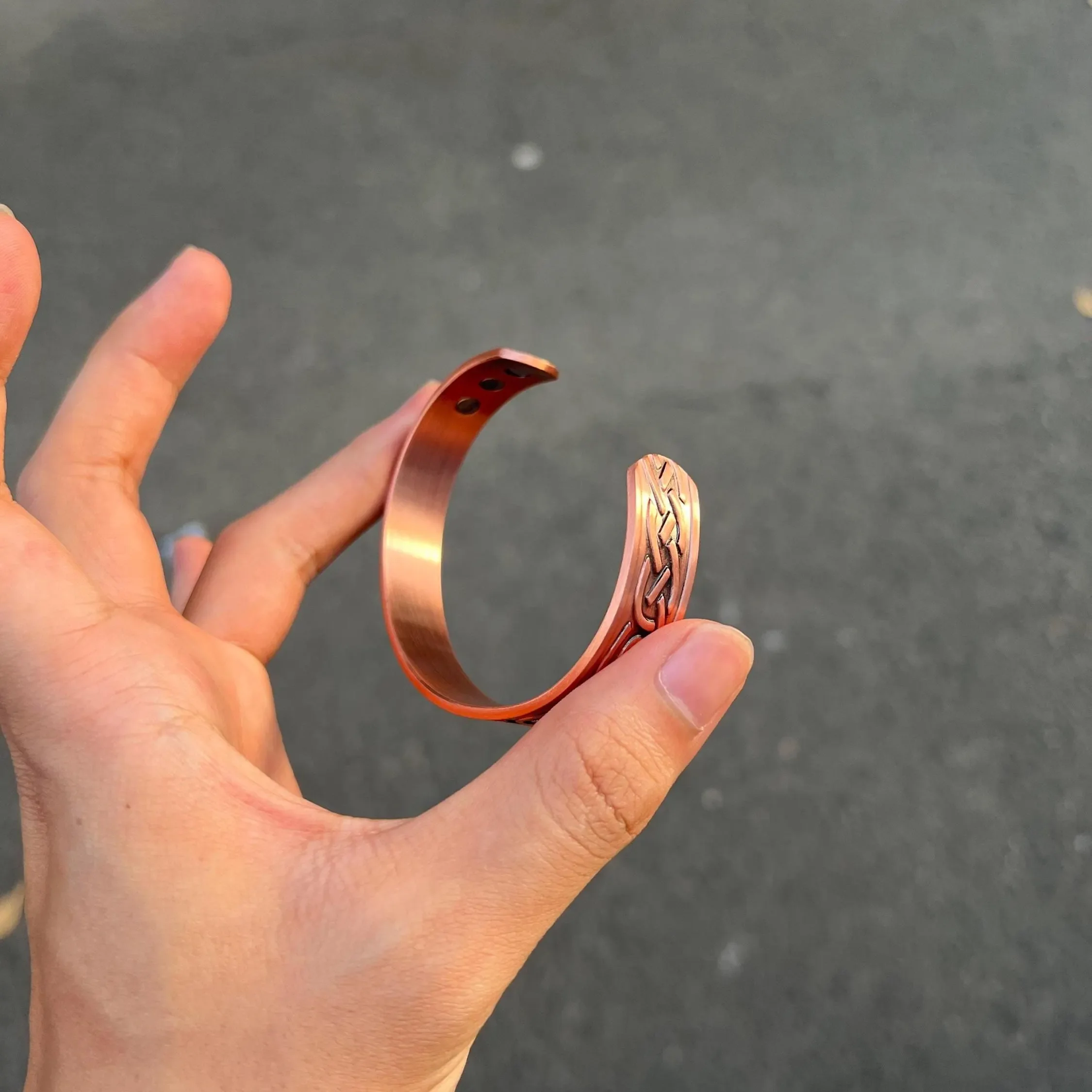 سوار مغناطيسي نحاسي للرجال