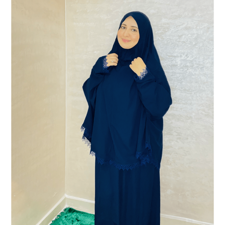 ملابس الصلاة مع سبحة إلكترونية هدية