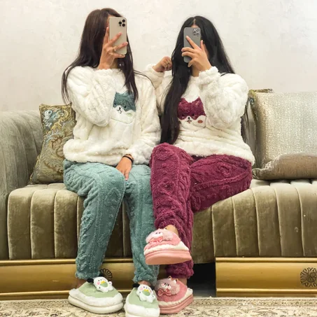 طقم بيجاما شتوية فرو + Partofa  بنفس اللون
