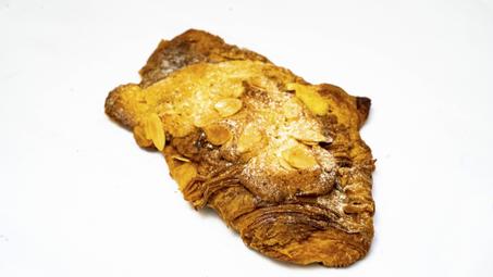 Croissant aux amandes