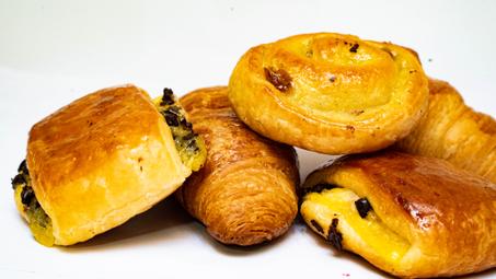 5 pièces mini vinoiserie