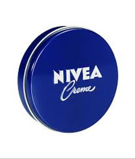 💧 كريم نيفيا – العناية اللي تستاهلها بشرتك 💧