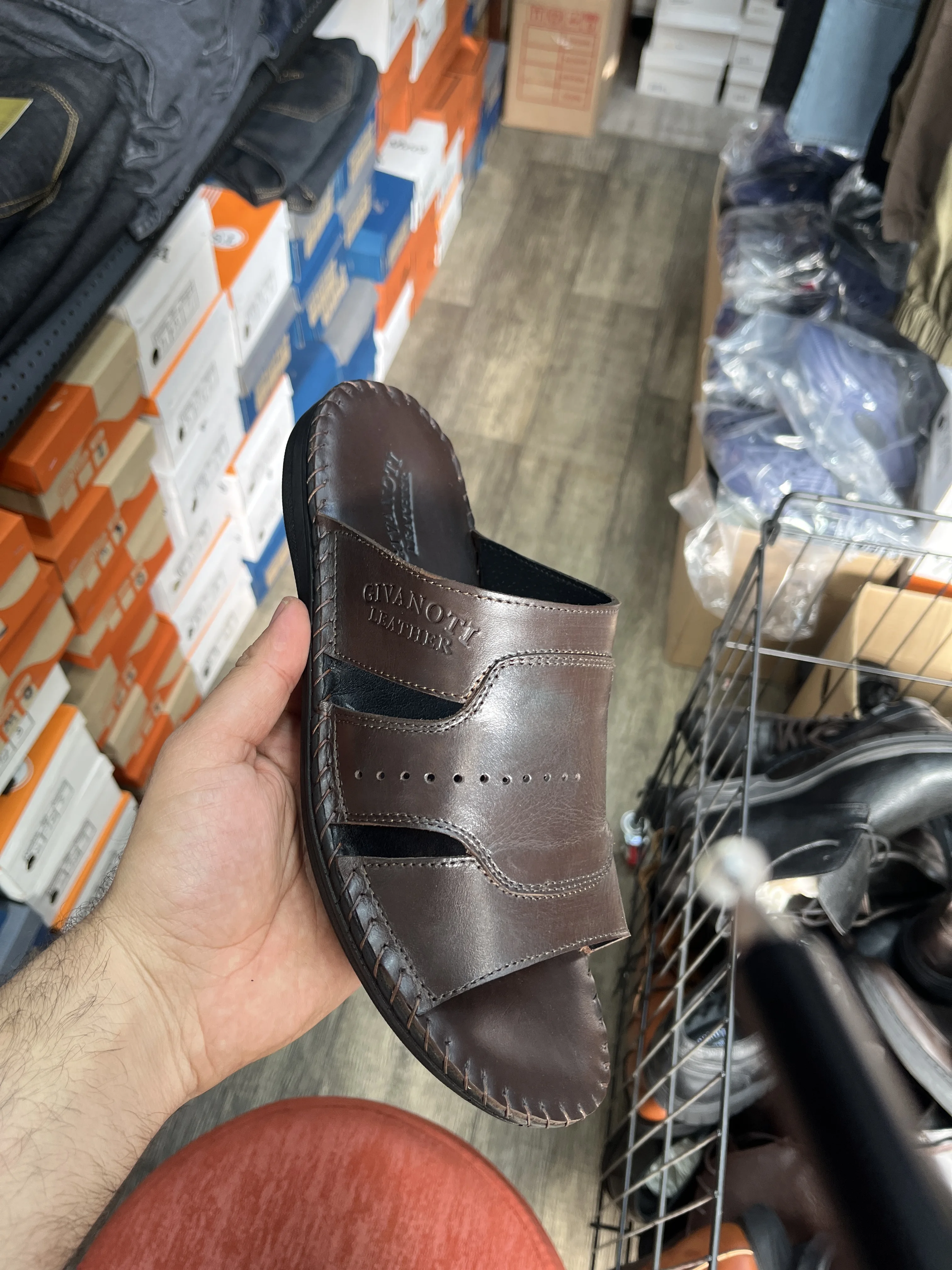 MULES EN CUIR VERITABLE