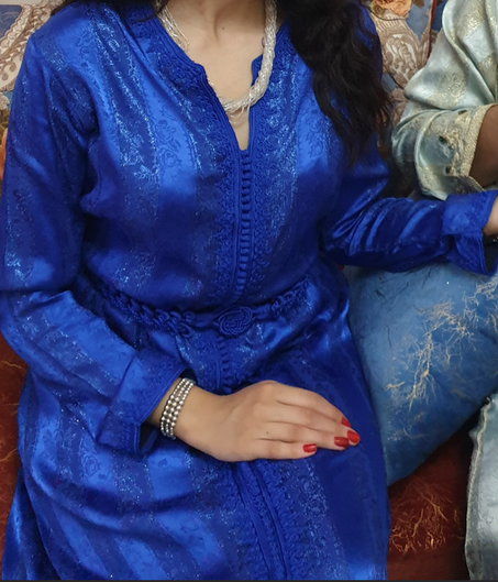 Caftan jawhara soie en bleu avec ceinture Majdoul