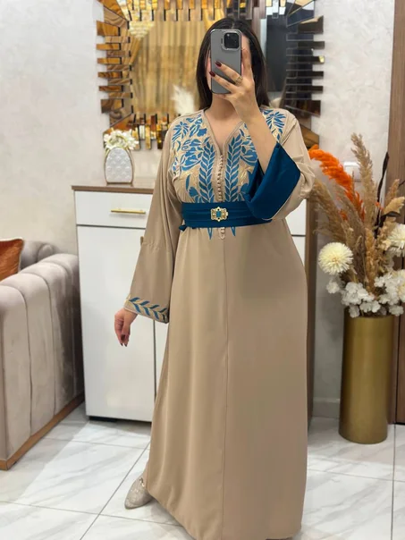 قفطان مغربي مطروز