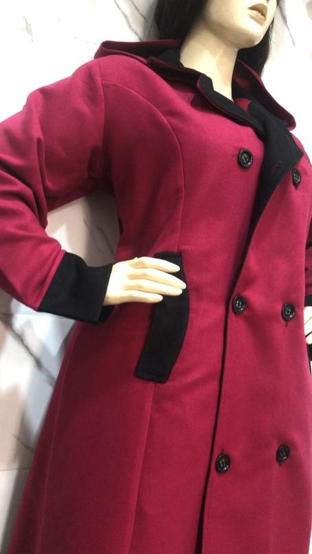 معطف بالقب والجيوب