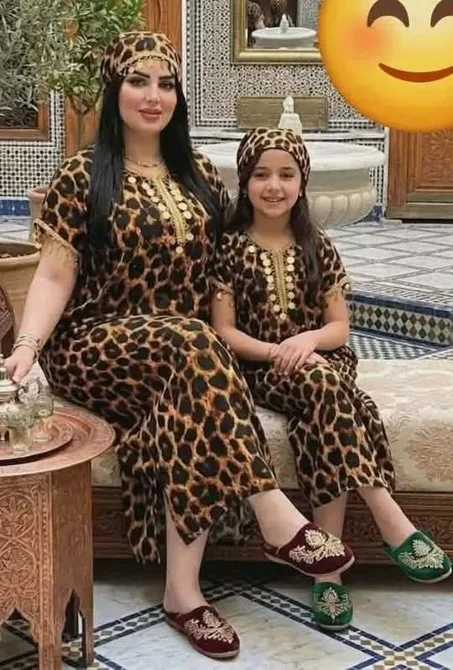 قميص ليوبار عصري