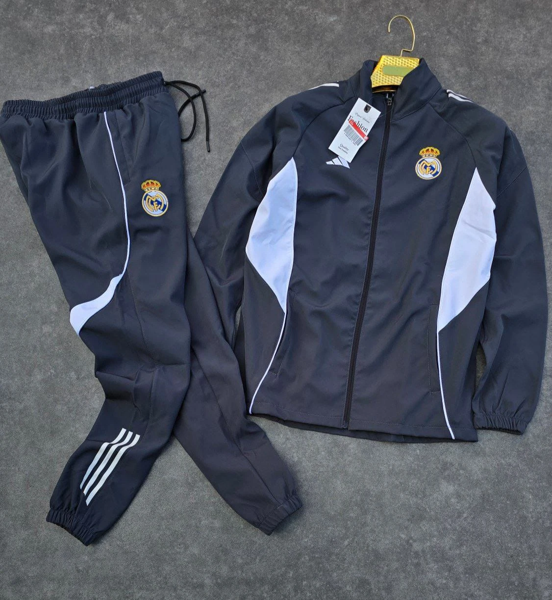 طقم رجالي   REAL  MADRID