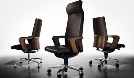 CHAISE