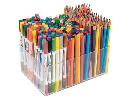 CRAYONS ET FEUTRES