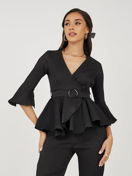 بلوزة بيبلوم بحزام ورقبة شكل V وبنطلون بقصة بوت للنساء من ستايلي