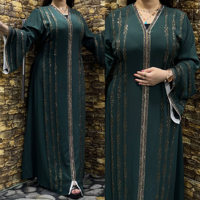 ✨ Abaya Égyptienne Brodée – Élégance et Raffinement Authentique 🌸🌿