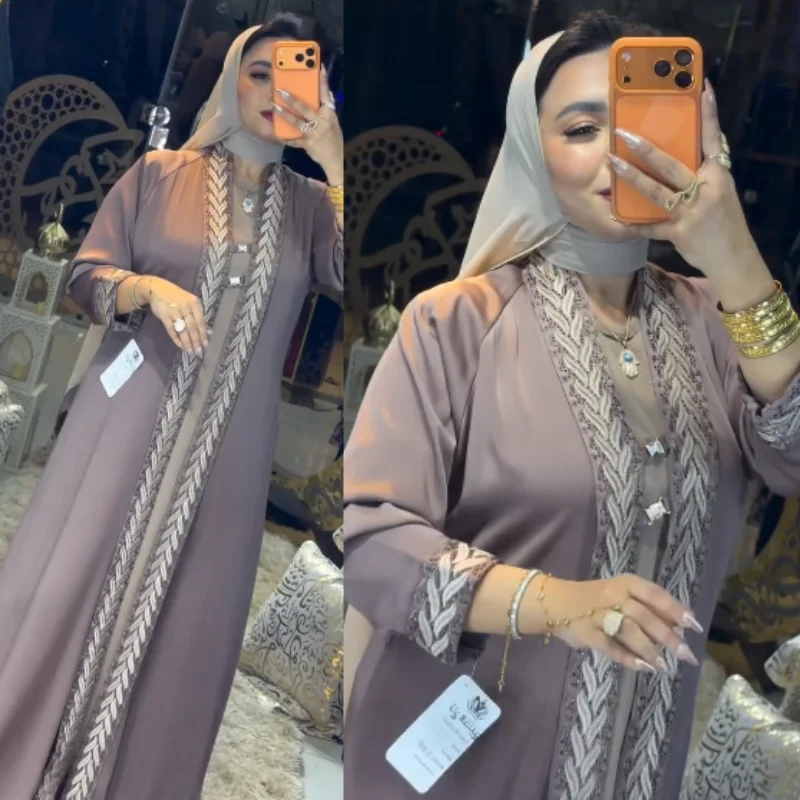 ✨ Abaya Signature Égyptienne de 2 pièces en Soie Satinée ✨