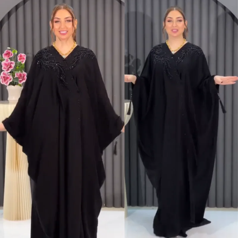 ✨Abaya Oversize Noire en Soie Premium & Perlage✨