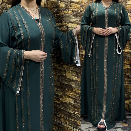 ✨ Abaya Égyptienne Brodée – Élégance et Raffinement Authentique 🌸🌿