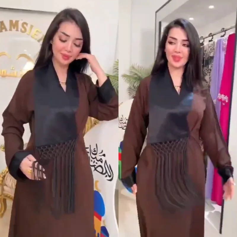 ✨ Abaya Élégante avec Détails Tressés – Style Moderne et Raffiné ✨