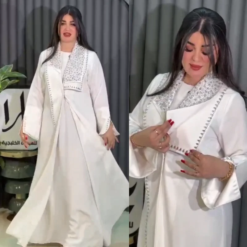 🤍 Abaya Égyptienne  avec strass – Élégance Pure & Raffinée