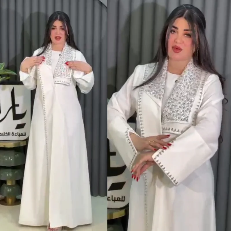🤍 Abaya Égyptienne  avec strass – Élégance Pure & Raffinée