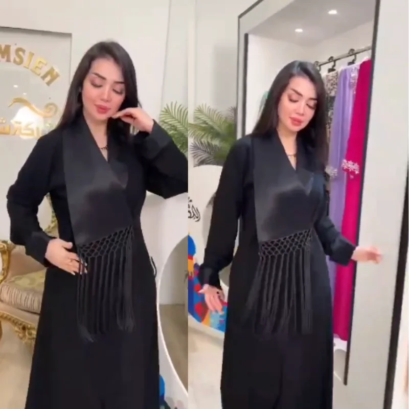 ✨ Abaya Élégante avec Détails Tressés – Style Moderne et Raffiné ✨