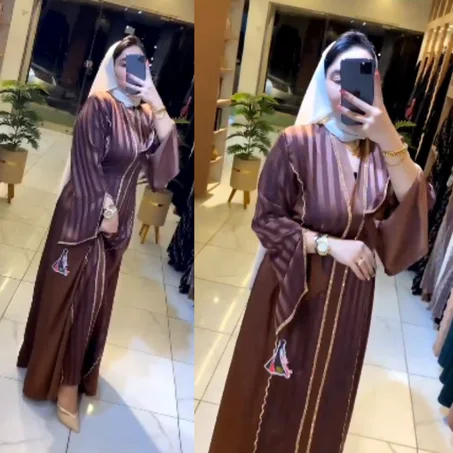 ✨ Abaya Égyptienne 🇪🇬 en Satin de Soie – Élégance Moderne et Confort ✨